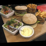 Dutch American Diner Zevenaar Bv Zevenaar food