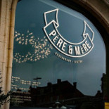 PÈre Et MÈre Exterior