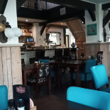 Eetcafe De Overkant Dentro