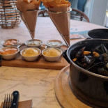 Cape Helius Nourriture