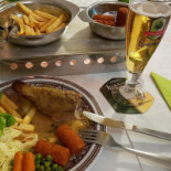 Servaas Café St food