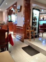 Golden River À l'intérieur