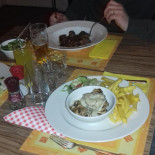 Bowlingbaan De Koerberg Nourriture