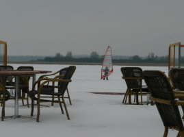 Strandpaviljoen Meerzicht outside