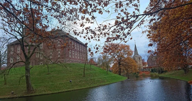 Limbricht Castle outside