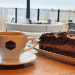 Paviljoen Pool Comida