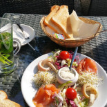 Café De Brinkhof food