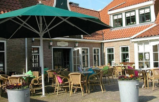 't Hoorntje Rondvaarten, Zalen, Catering, Jachthaven outside