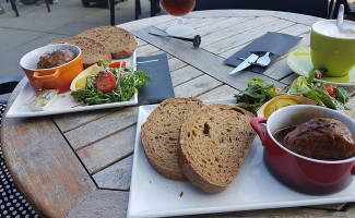 Ijgenweis Eten Drinken Streekbos food