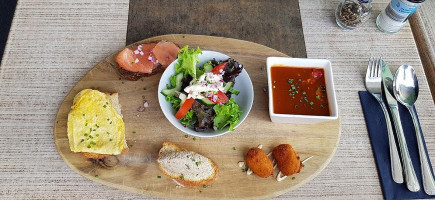 Cafepetit 'de Sportvisser' Yerseke food