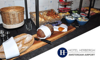 Boutique Herbergh Amsterdam Airport food