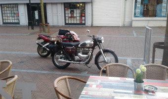 Café Royal outside