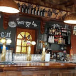 Café De Kloeck Dentro