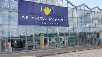 Themapark De Westlandse Druif outside