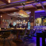 D’oude Brink Dentro