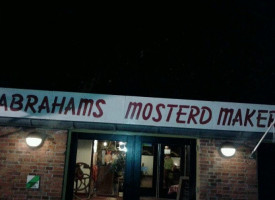 Abraham's Mosterdmakerij Eenrum outside