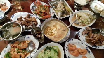 Chinees-indisch 'de Lange Muur' Bedum food