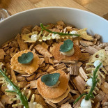 De Voorburcht Comida