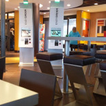 Mcdonald's Dentro