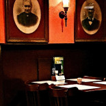 Rizo's À l'intérieur