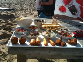 Deining Strandpaviljoen food