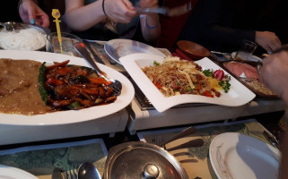 Chinees-indisch Specialiteiten Long Pin food