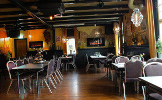 Eetcafe Het Dorpshuis inside