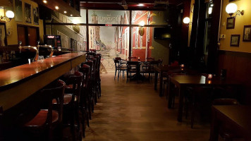 Eetcafe Cafetaria Eendrum Dentro