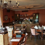 Antiek Bv Helden À l'intérieur