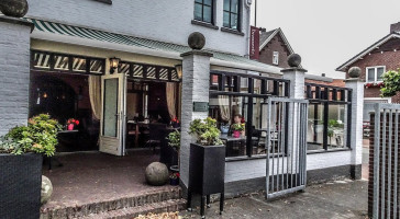 Antiek Bv Helden Exterior