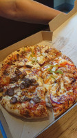 Domino's Pizza Kaatsheuvel food