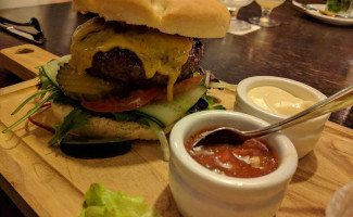 Elders Hoofddorp Nourriture