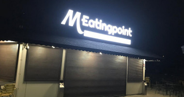 M Eatingpoint Eethuis outside