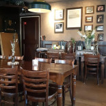 Café Cafetaria Eetcafé 'n Tip À l'intérieur