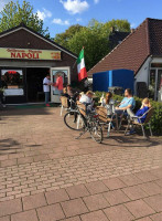 Pizzeria Napoli Schoonoord outside