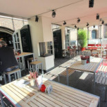 Cafe De Pompier Extérieur