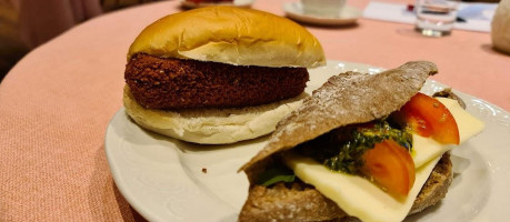 Cafe Partycentrum Stam Wognum Essen