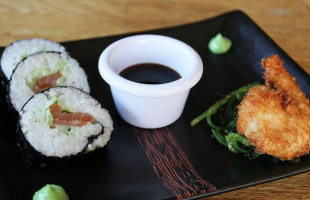 Vie Food Drinks food