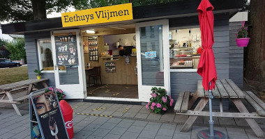 Eethuys Vlijmen outside