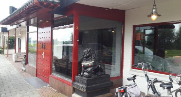 Wok De Hoven Zutphen outside