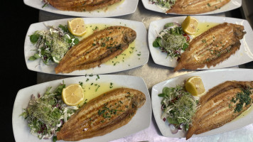 De Peerdestal Nourriture