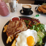 De Wellsche Hut Comida