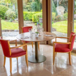 Monarh À l'intérieur