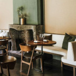 Benoit En Bernard Dewitte À l'intérieur