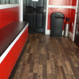 Knus, Delftse Hout À l'intérieur