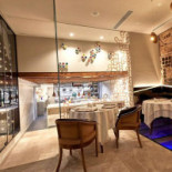 Finch Gastrobar À l'intérieur