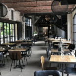 De Phoenix Hank B.v. À l'intérieur