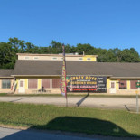 Mr. Piepers Exterior