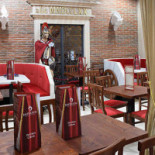 Viscircus Gebr. Koning Dentro