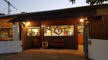 Marque outside